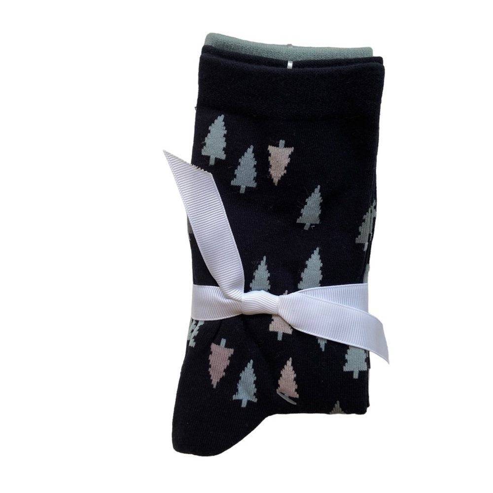 Reitmans ladies 3 pieces socks set pine stripped sage navy blue tan ecru white